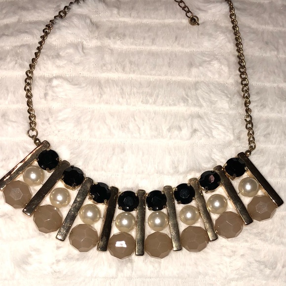 Statement necklace - Picture 1 of 5